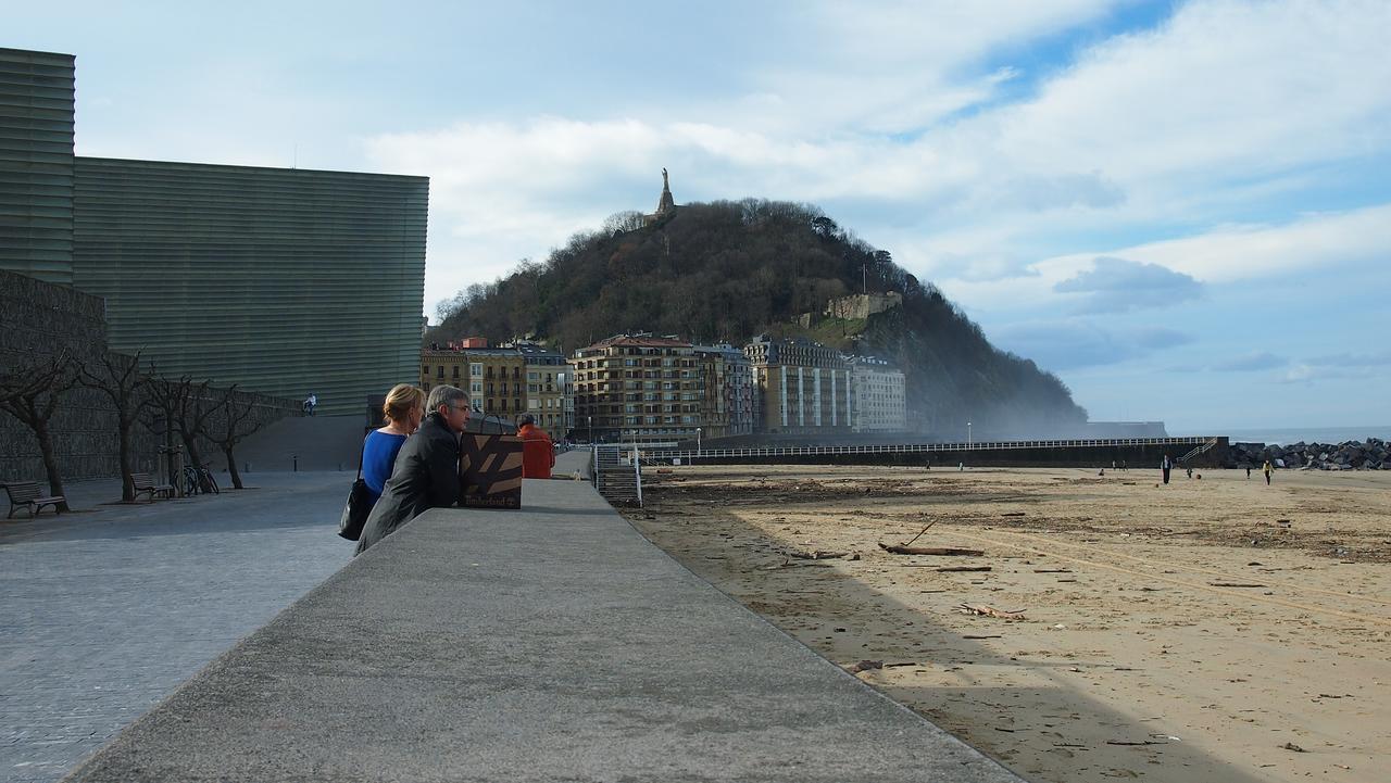 Pension Aia San Sebastián Exteriör bild